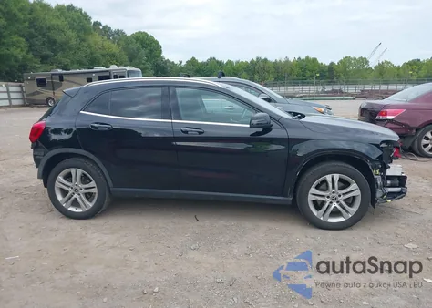 2018 Mercedes-Benz Gla 250 4Matic z USA, uszkodzony, nr VIN WDCTG4GB1JJ430021